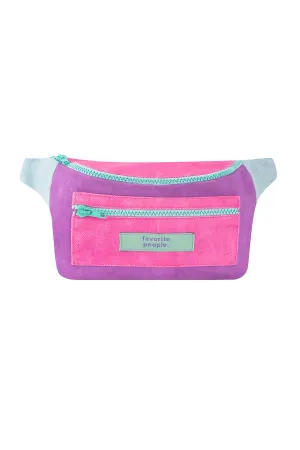 Favorite People / Fanny Pack / Kate Moss