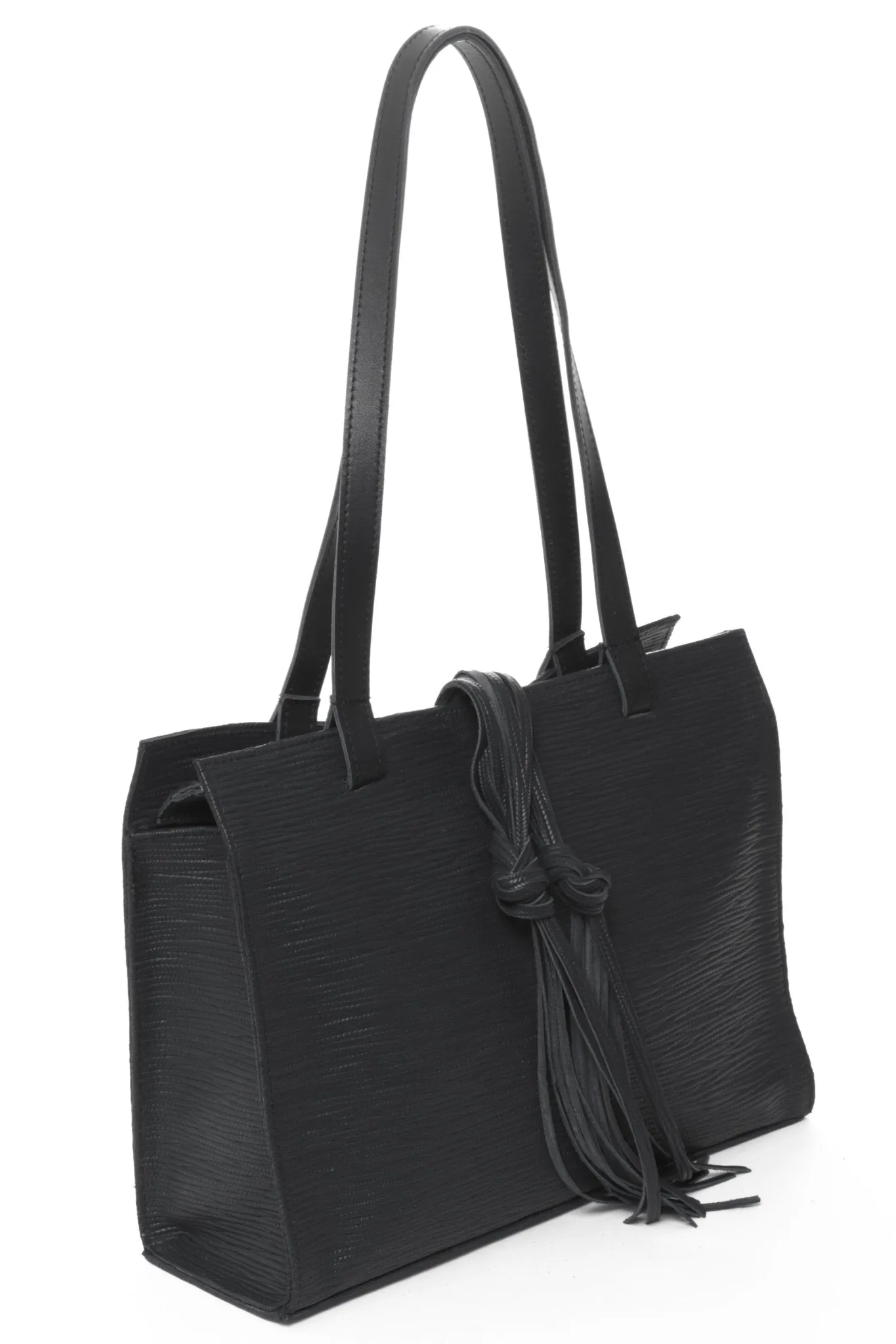 MONTEREY Black Spago