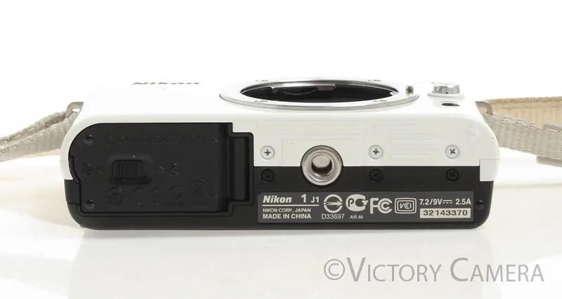 Nikon 1 J1 White Mirrorless 10.1MP Digital Camera Body -Clean-
