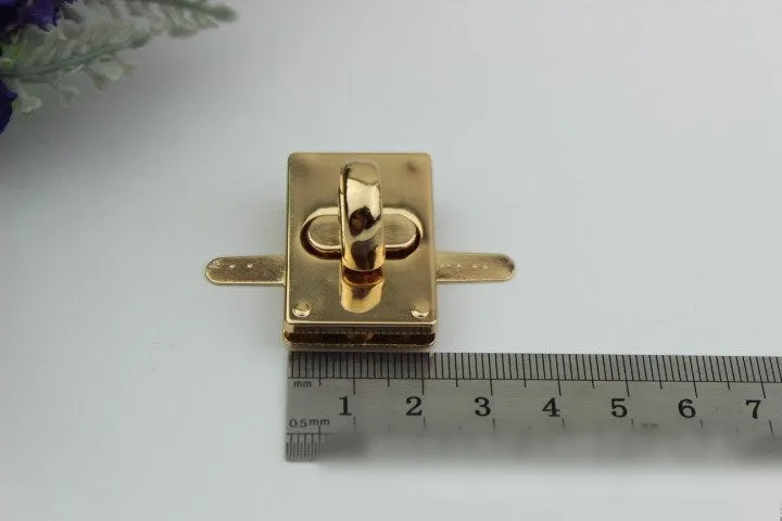 Rectangle Twist Turn Lock 32mm Purse Charm Organizer Luggage Hardware Antique Gold Lock And Key Closure Small Bag Clutch Metal Accessories
