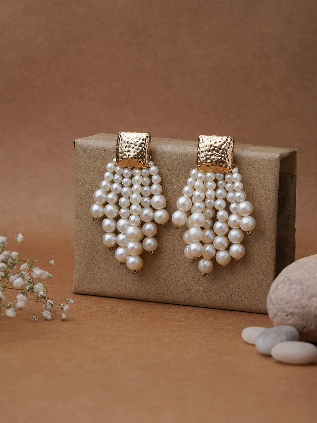 Royal Pearl Earring