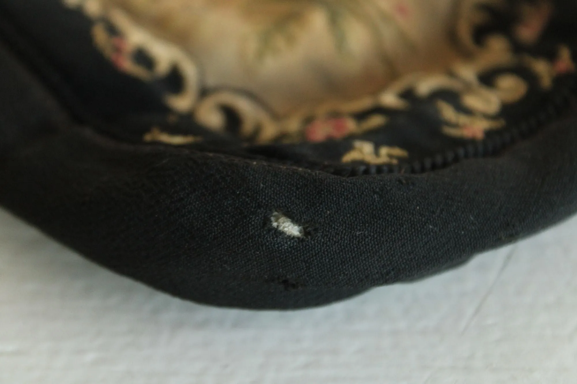 Vintage 1910s 1920s Black Embroidered Tapestry Purse