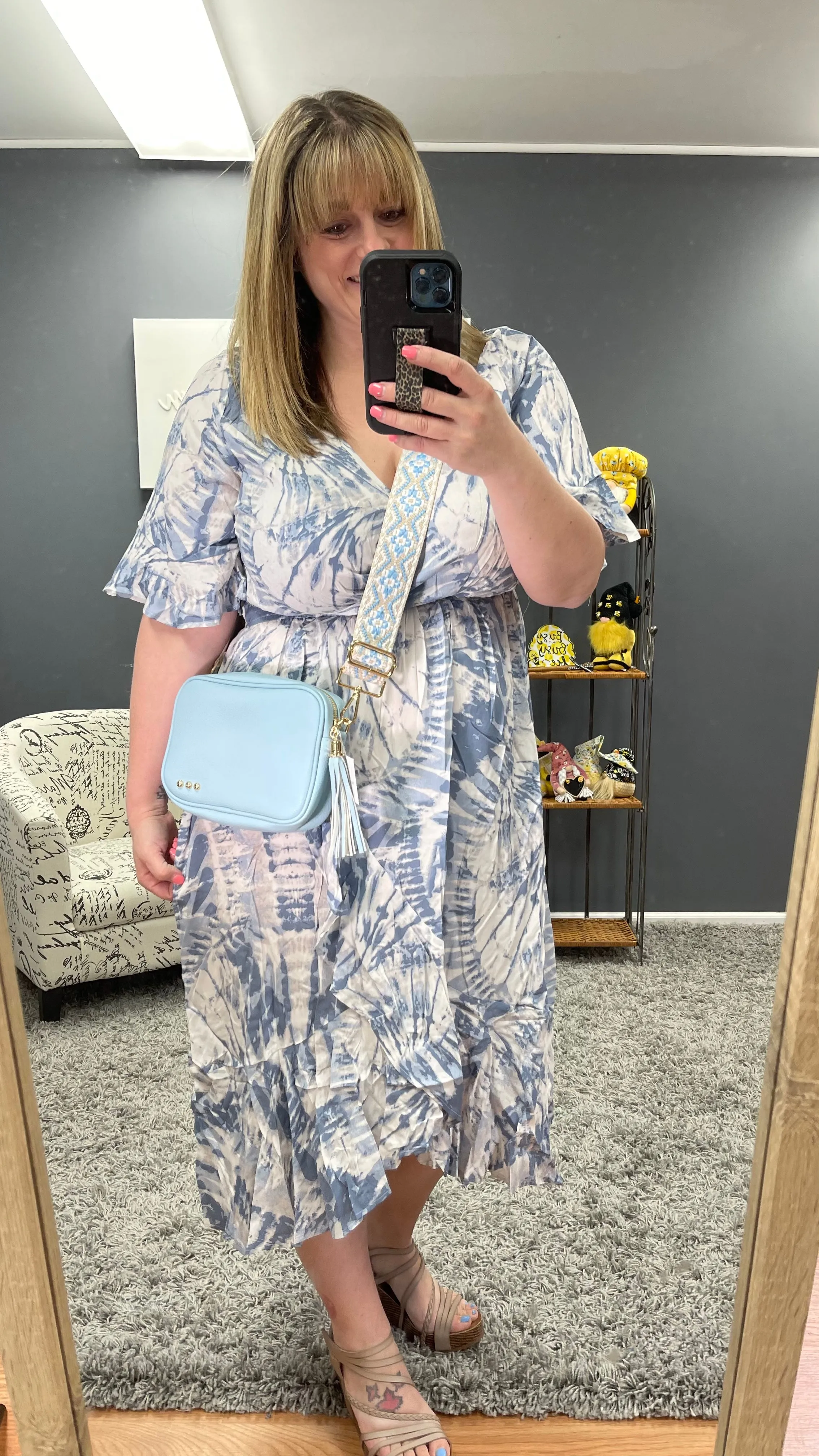 Willow Camera Crossbody Bag